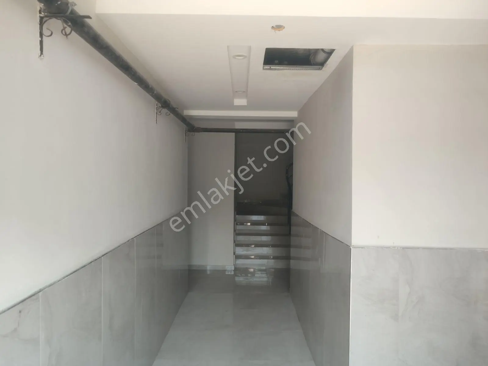 Emlak 72 Den Satılık 2+1 Körük Te Daire Site İçerisinde — fotoğraf 4