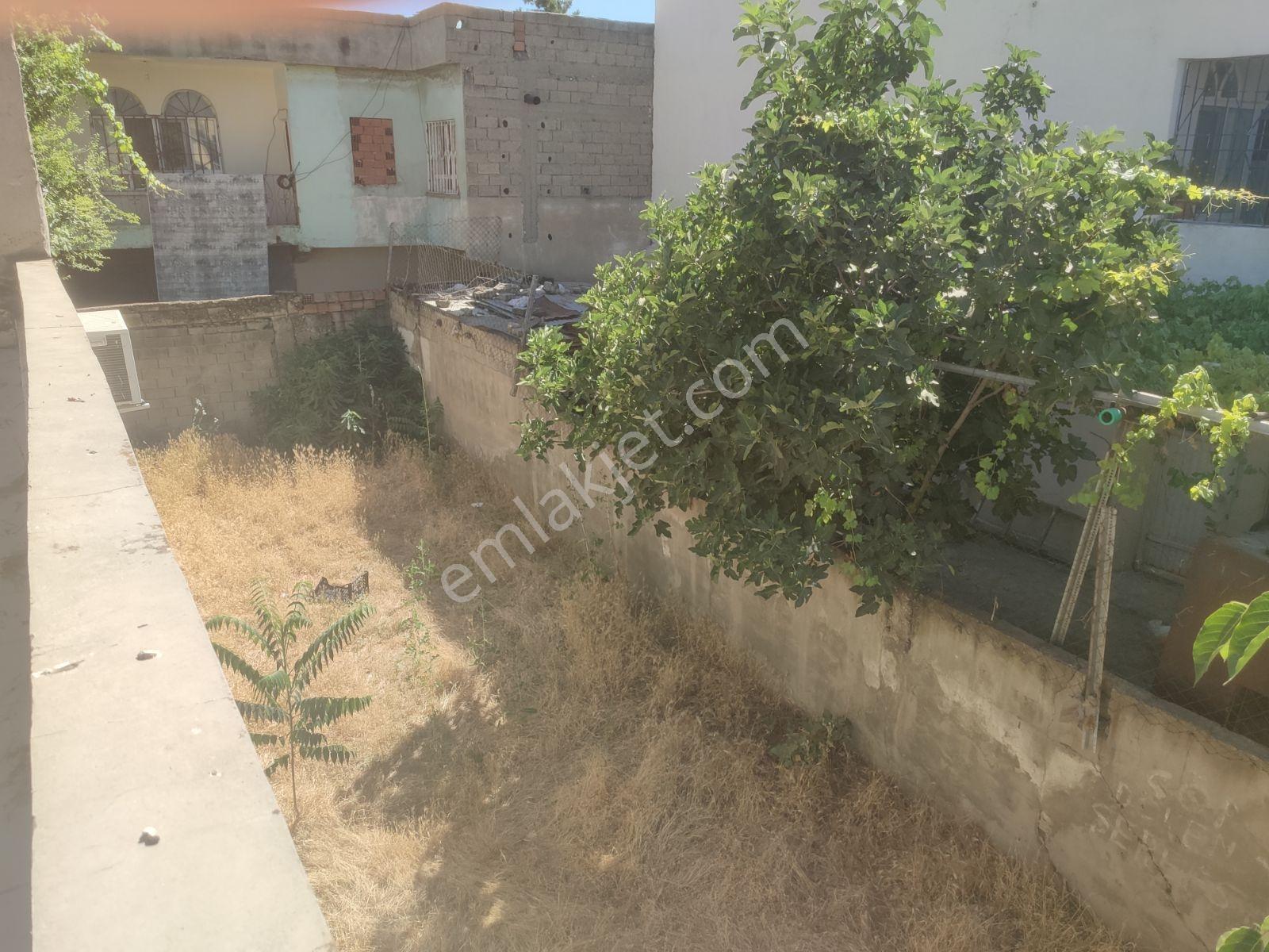 Emlak 72 Den Satılık Müstakil Ev Aydınlıkevler De — fotoğraf 3