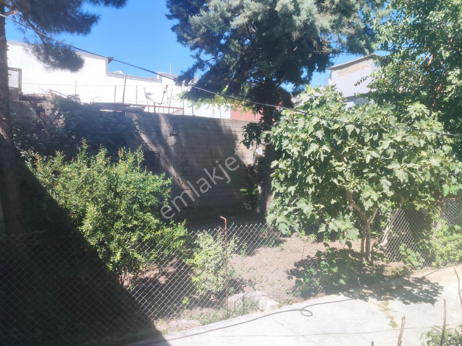 Emlak 72 Den Satılık Müstakil Ev Aydınlıkevler De — fotoğraf 7