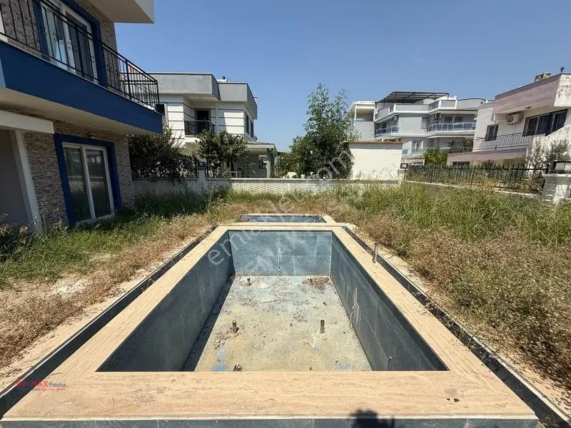 Özkent Sitesi Yeni Yapım Denize Yakın Özel Havuzlu 3+1 Villa — fotoğraf 8