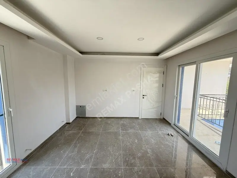 Özkent Sitesi Yeni Yapım Denize Yakın Özel Havuzlu 3+1 Villa — fotoğraf 25
