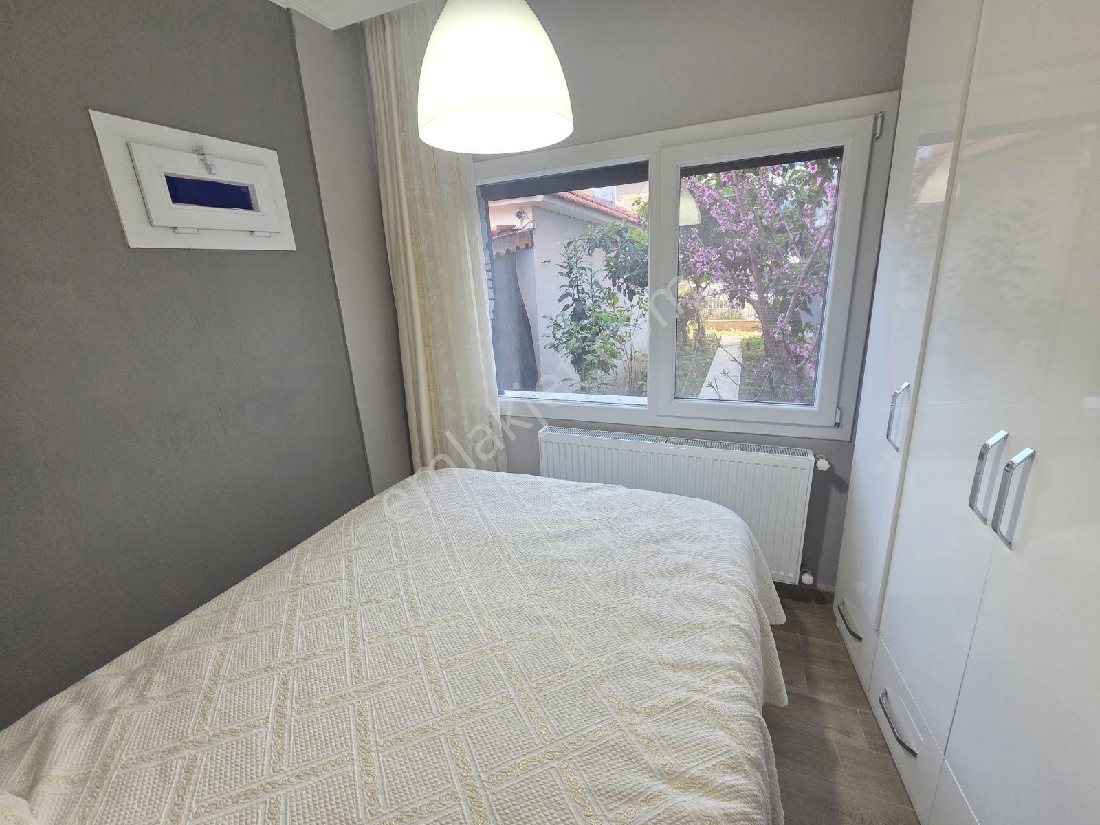 Yenifoça Burunucu'nda Denize Sıfır Satılık 2+1 Daire — fotoğraf 18