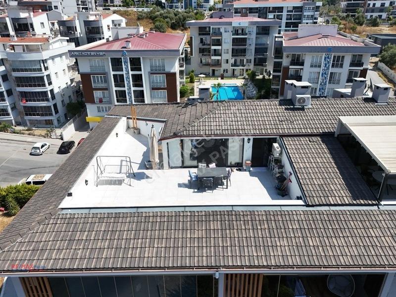 Kısa Süreli İndirim Kuşadası'nda Teraslı 2+1 Loft Havuz & Fitnes — fotoğraf 4