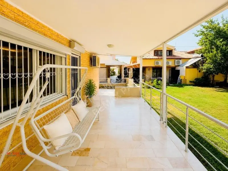 Nazilli Sitesi'nde Bakımlı 4+1 Fırsat Fiyatlı Satılık Villa — fotoğraf 6