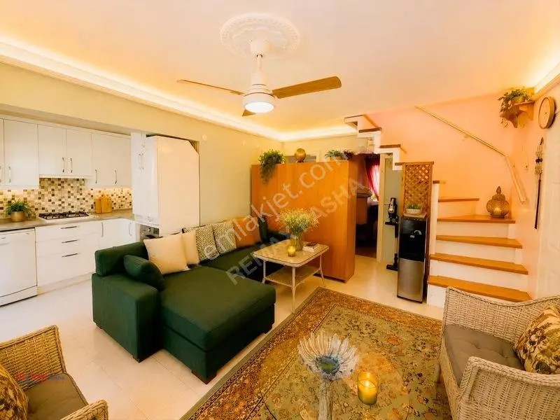 Nazilli Sitesi'nde Bakımlı 4+1 Fırsat Fiyatlı Satılık Villa — fotoğraf 12