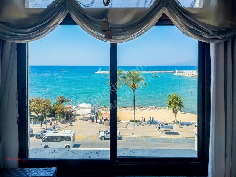 Kuşadası Liman Ve Marina Manzaralı, 275m2, 3+2 Çatı Dubleks — fotoğraf 4
