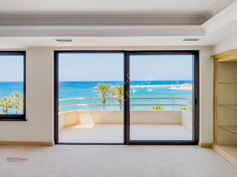 Kuşadası Liman Ve Marina Manzaralı, 275m2, 3+2 Çatı Dubleks — fotoğraf 11