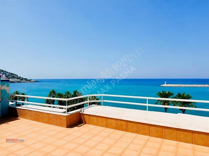 Kuşadası Liman Ve Marina Manzaralı, 275m2, 3+2 Çatı Dubleks — fotoğraf 19