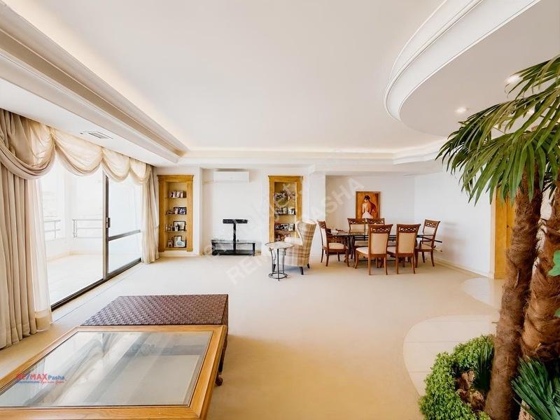 Kuşadası Liman Ve Marina Manzaralı, 275m2, 3+2 Çatı Dubleks — fotoğraf 27