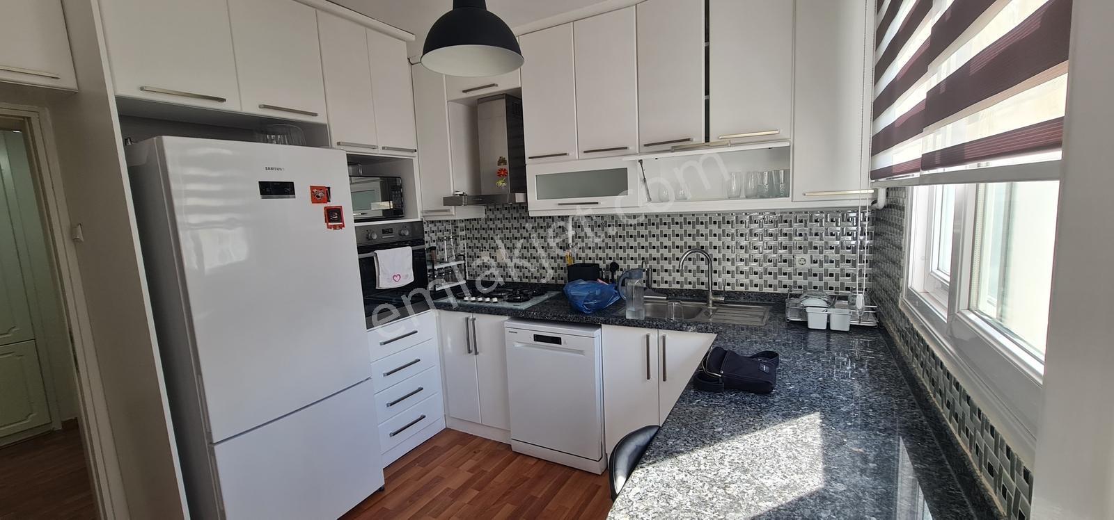 Güzelyalı Media Market Arkasında Satılık 3+1 Az Katlı — fotoğraf 13