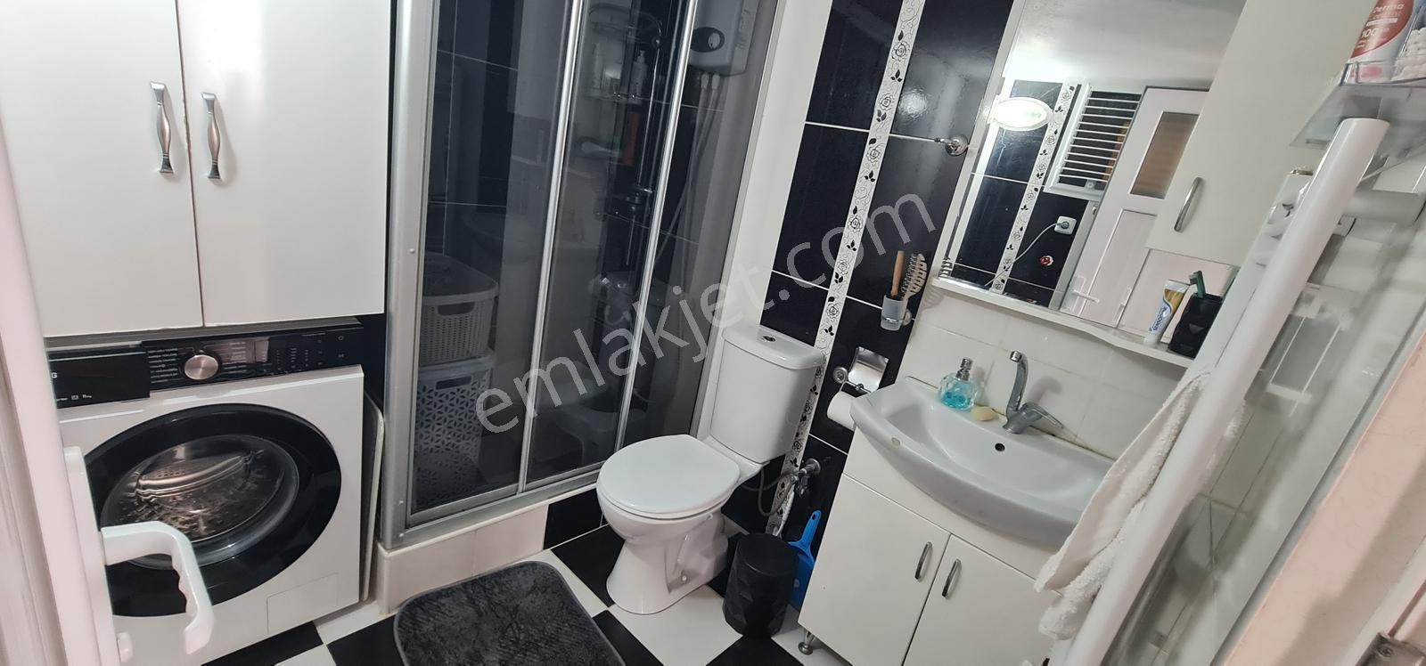 Güzelyalı Media Market Arkasında Satılık 3+1 Az Katlı — fotoğraf 24