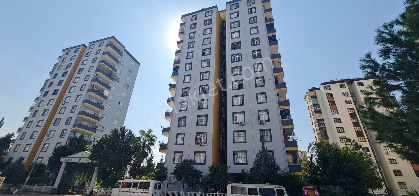 2000 Evlerin En Güzel Bölgesinde Kapalı Mutfak Satılık 3+1 — fotoğraf 14
