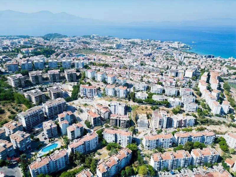 Kuşadası Merkezde Geniş Teraslı Ferah 4+1 Dubleks Satışta... — fotoğraf 8