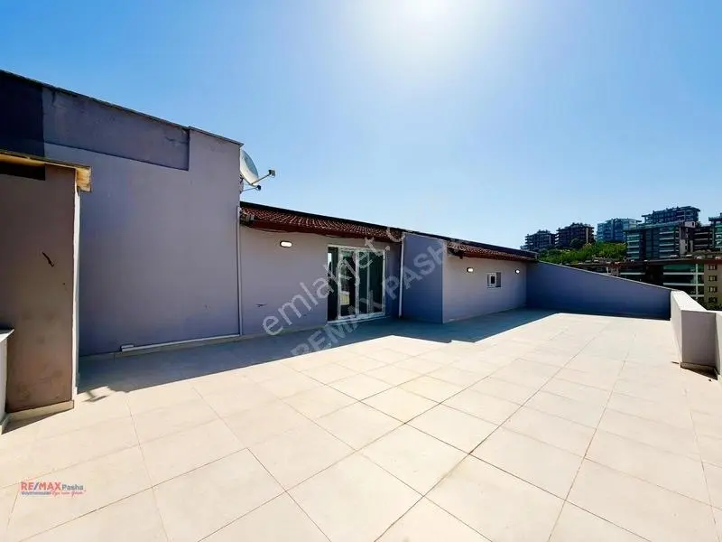 Kuşadası Merkezde Geniş Teraslı Ferah 4+1 Dubleks Satışta... — fotoğraf 19