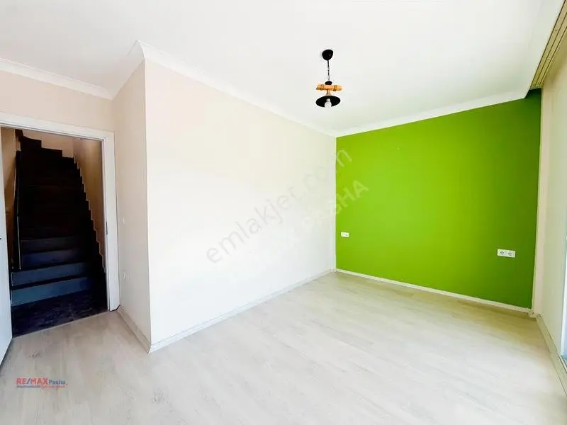 Kuşadası Merkezde Geniş Teraslı Ferah 4+1 Dubleks Satışta... — fotoğraf 30