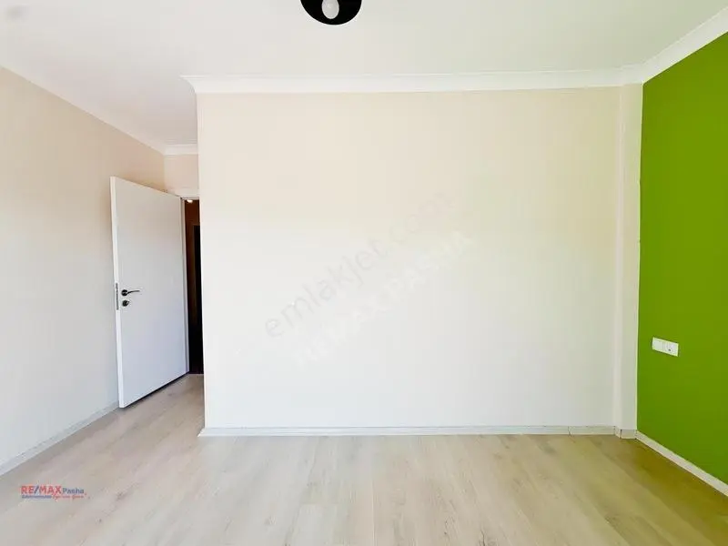 Kuşadası Merkezde Geniş Teraslı Ferah 4+1 Dubleks Satışta... — fotoğraf 31