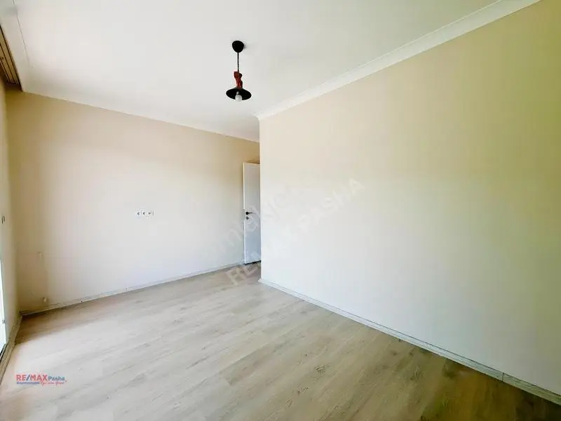 Kuşadası Merkezde Geniş Teraslı Ferah 4+1 Dubleks Satışta... — fotoğraf 32