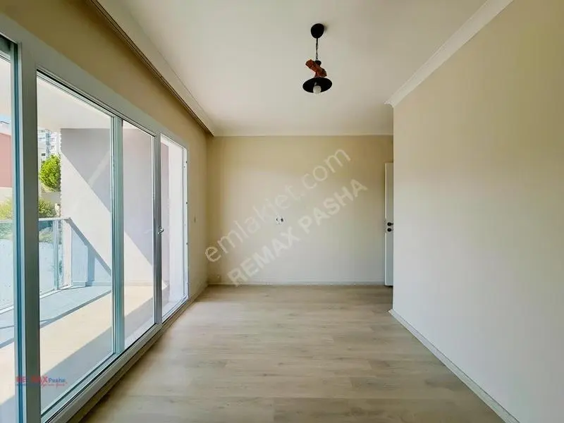 Kuşadası Merkezde Geniş Teraslı Ferah 4+1 Dubleks Satışta... — fotoğraf 34