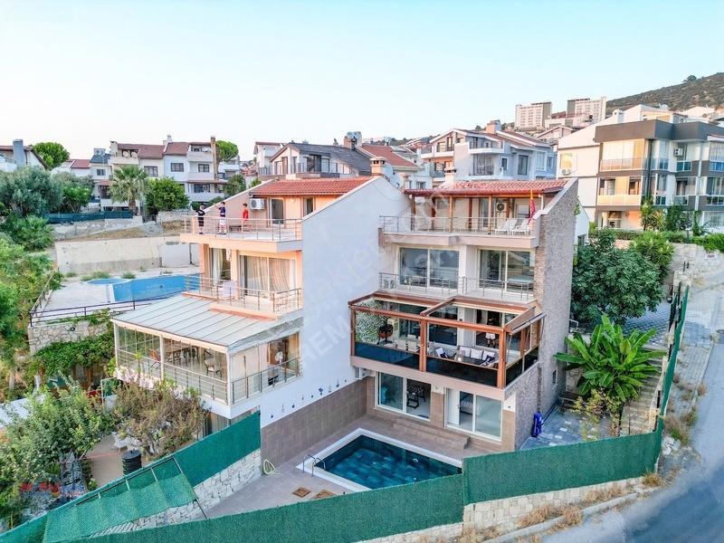 Marinada Muhteşem Deniz Manzaralı Özel Havuz 8+2 Emsalsiz Villa — fotoğraf 2