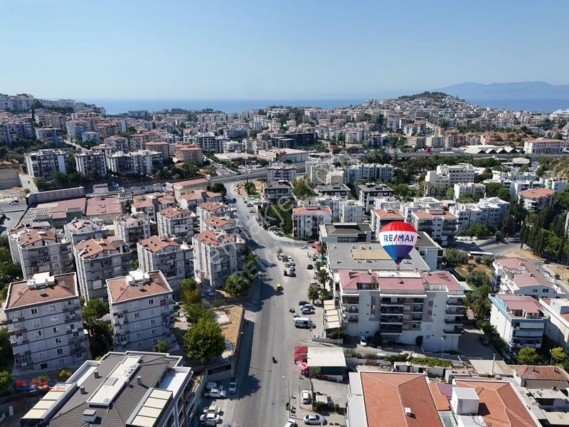 Kuşadası Kirazlı Yolu Ana Cadde Üzerinde, Satılık 3+1 Geniş Çatı — fotoğraf 2