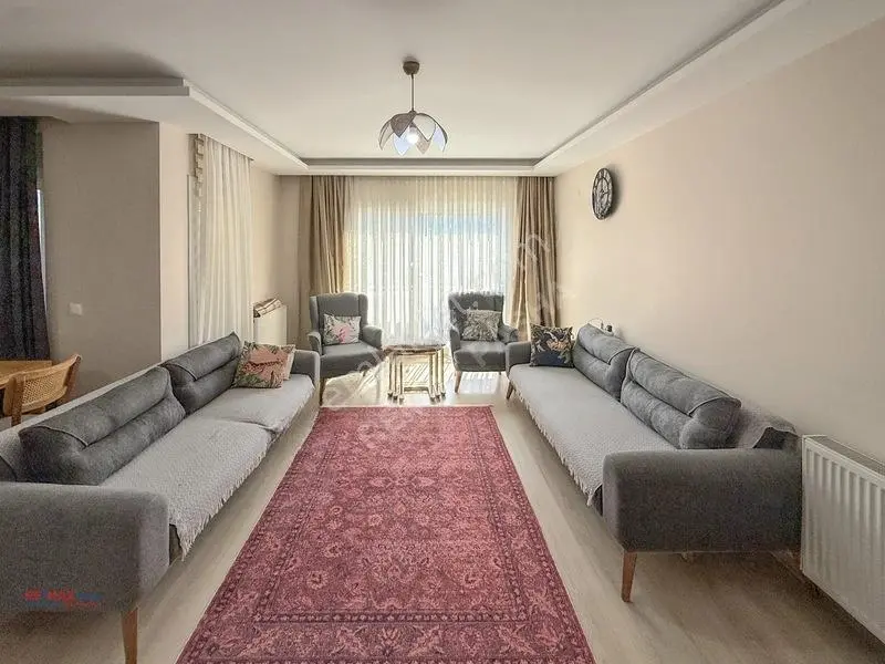 Kuşadası Kirazlı Yolu Ana Cadde Üzerinde, Satılık 3+1 Geniş Çatı — fotoğraf 10
