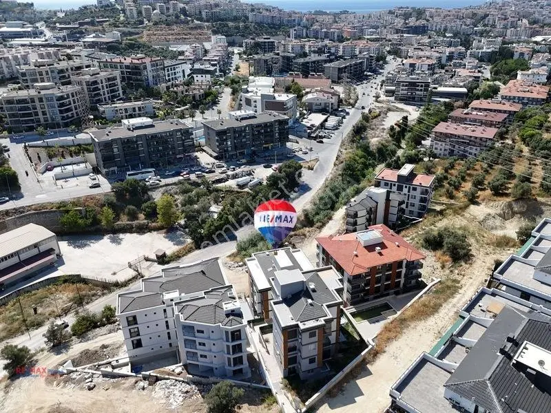 Kuşadası Kirazlı Yolu Cad. Masrafsız,balkonlu,80 M2 2+1 Daire — fotoğraf 8