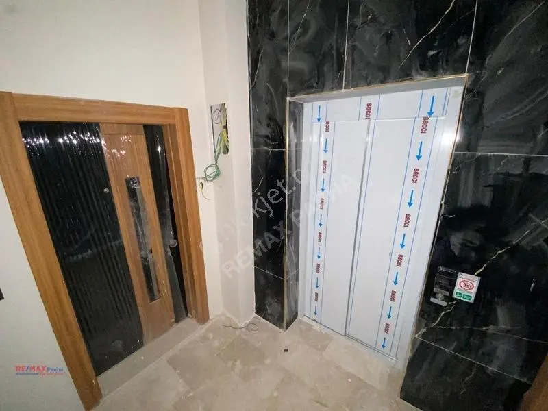 Kuşadası Kirazlı Yolu Cad. Masrafsız,balkonlu,80 M2 2+1 Daire — fotoğraf 16