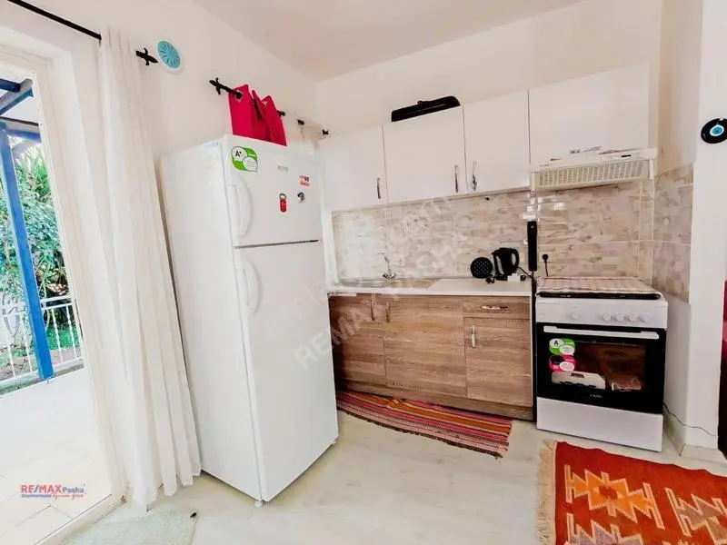 Kuşadası'nda Havuzlu, Doğalgazlı Sitede,yaz-kış Yaşamlık Fırsat — fotoğraf 15