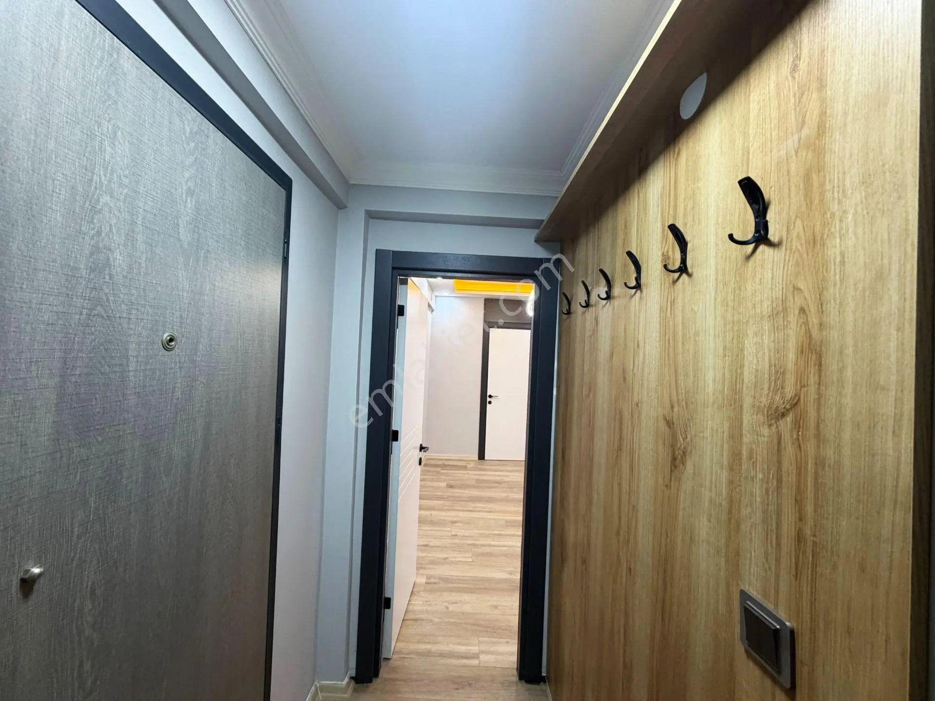 Aktif'ten Altınoluk'ta Satılık Giyinme Odalı Harika Tasarımlı Denize 500mt 2+1 Daire — fotoğraf 31