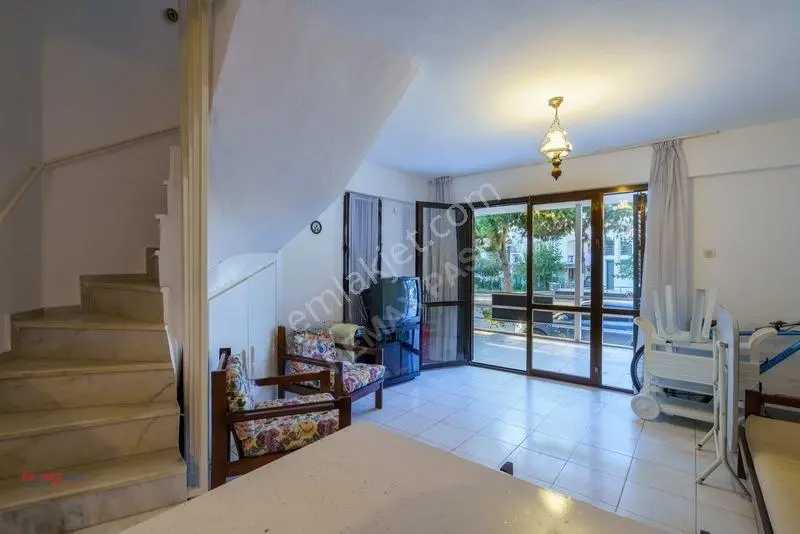 Kuşadası Egelanya Sit Denize 200 Mt Ön Cephe 4+1 Trıpleks Yazlık — fotoğraf 20