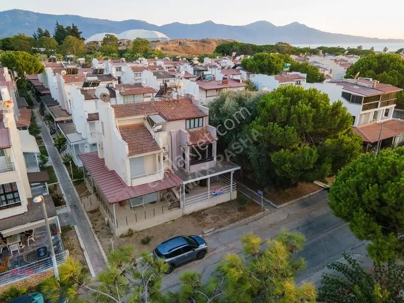 Kuşadası Egelanya Sit Denize 200 Mt Ön Cephe 4+1 Trıpleks Yazlık — fotoğraf 23