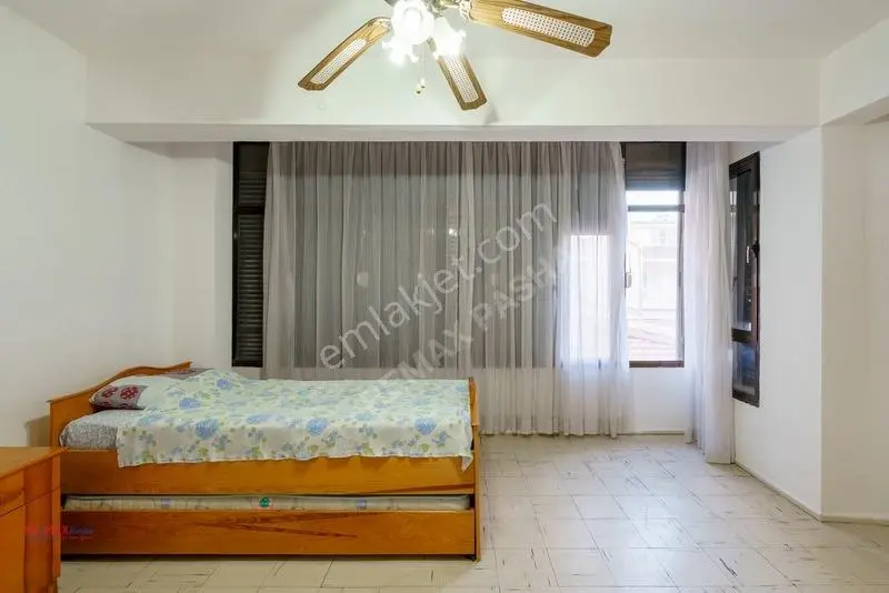 Kuşadası Egelanya Sit Denize 200 Mt Ön Cephe 4+1 Trıpleks Yazlık — fotoğraf 24