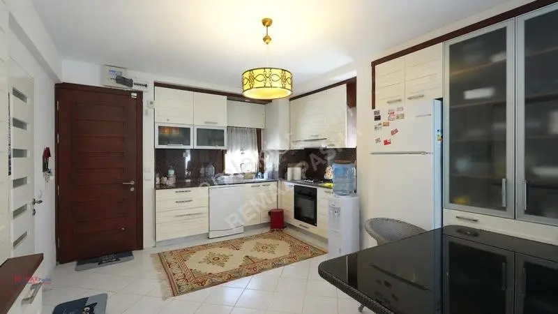 Yedi Evler Sitesi Davutlar Sahilde Denize Sıfır 4+1 Yazlık — fotoğraf 8