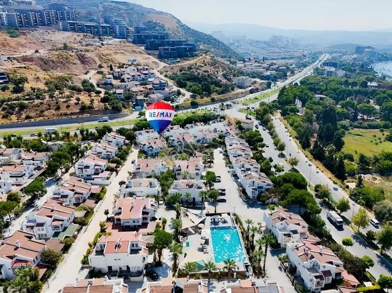 Kuşadası Kadınlar Denizi Bahçelievler Sitesi Eşyalı 4+1 Villa — fotoğraf 8
