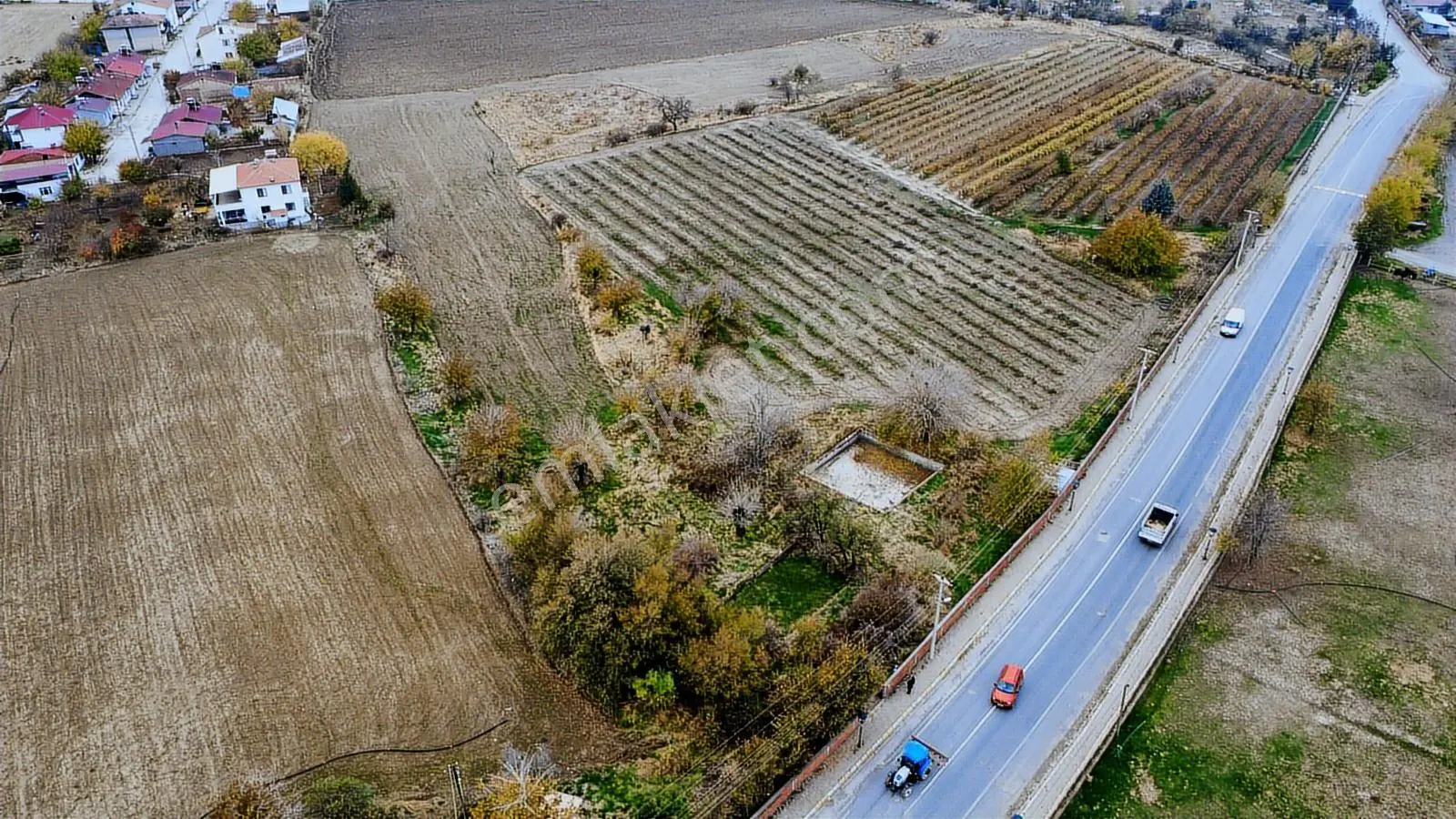 Harbert Yurtbaşı Cumhuriyet Mah. 13.785 M2 Satılık Tarla — fotoğraf 2