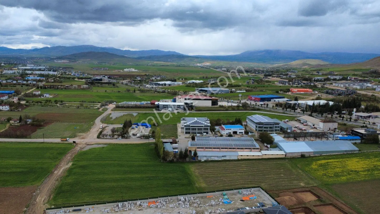 Harbert Ataşehir Mahallesinde Satılık 3 Villa'lık Köşe Parsel — fotoğraf 14