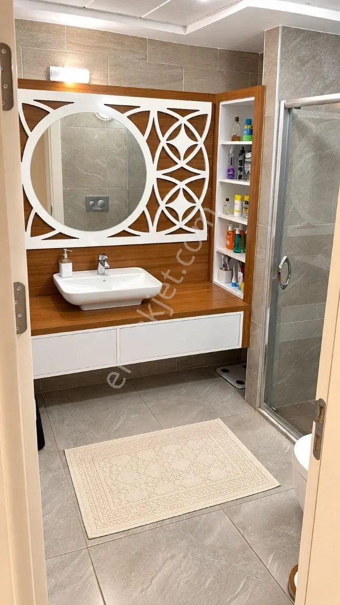 Ataşehir Sitesi'nde Havuz Cephesinde 3+1 Lüx Daire — fotoğraf 10