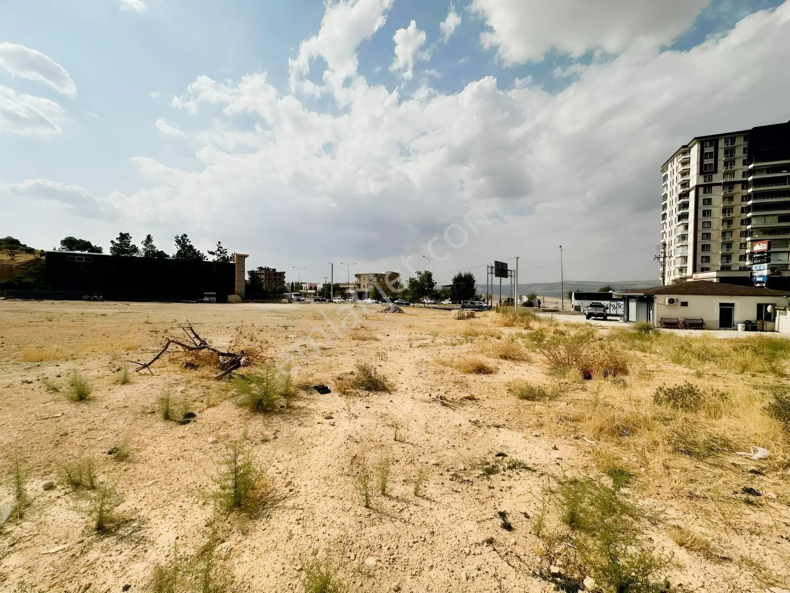 Düğün Salonu Ve Ticari İşletmelere Uygun Yola 46 Met. Cephe Arsa — fotoğraf 10