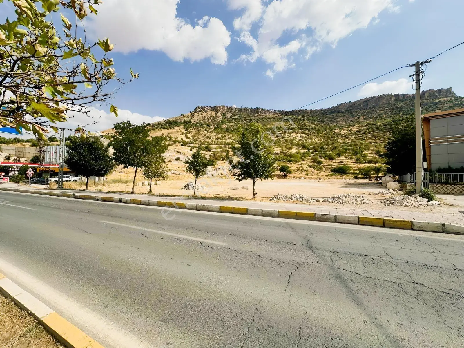 Düğün Salonu Ve Ticari İşletmelere Uygun Yola 46 Met. Cephe Arsa — fotoğraf 12