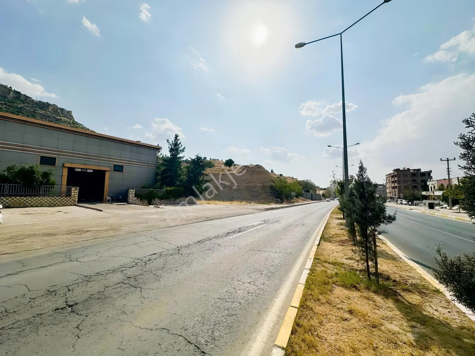 Düğün Salonu Ve Ticari İşletmelere Uygun Yola 46 Met. Cephe Arsa — fotoğraf 14