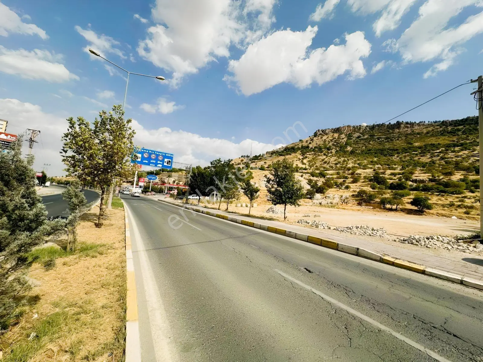 Düğün Salonu Ve Ticari İşletmelere Uygun Yola 46 Met. Cephe Arsa — fotoğraf 15