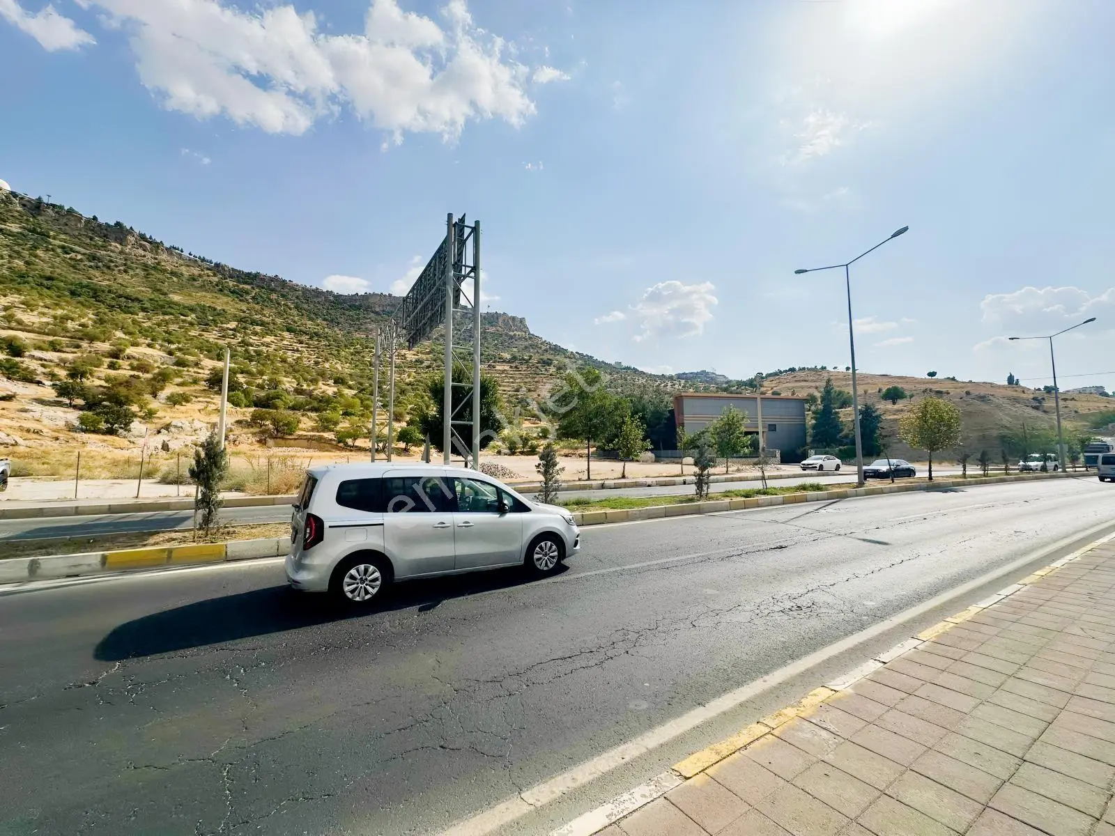 Düğün Salonu Ve Ticari İşletmelere Uygun Yola 46 Met. Cephe Arsa — fotoğraf 20