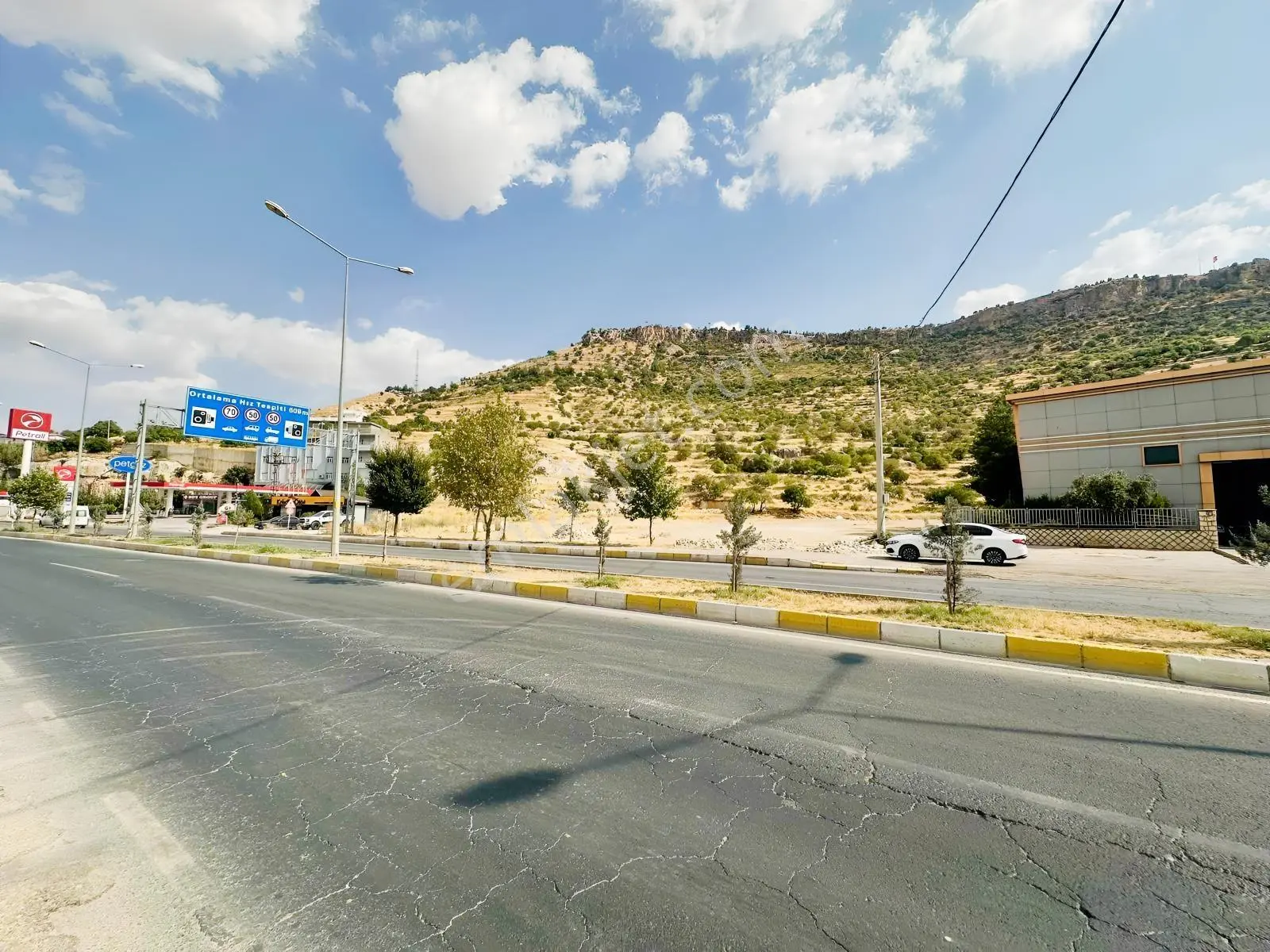 Düğün Salonu Ve Ticari İşletmelere Uygun Yola 46 Met. Cephe Arsa — fotoğraf 21