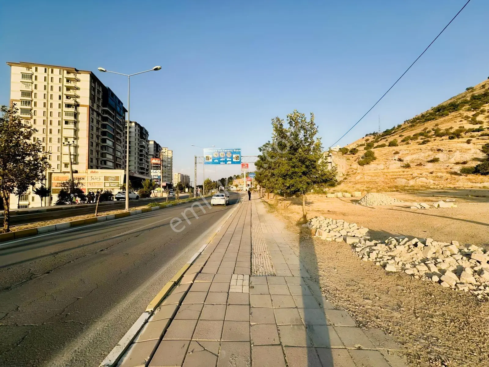 Düğün Salonu Ve Ticari İşletmelere Uygun Yola 46 Met. Cephe Arsa — fotoğraf 25