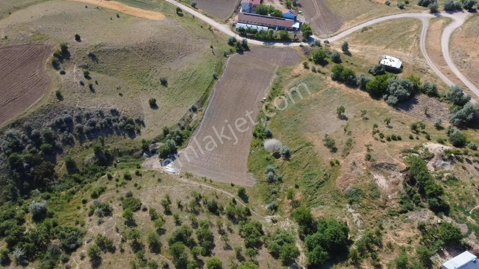 Harbert Harmantepe'de Cip Barajı Manzaralı Satılık Fırsat Tarla — fotoğraf 3