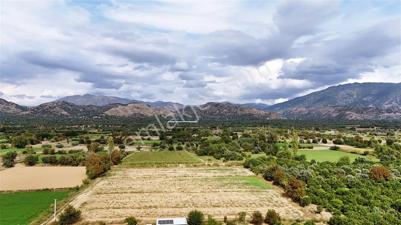 Nazilli Güzelköy’de Gelişen Bölgede Satılık 3.625 M² Tarla! — fotoğraf 4
