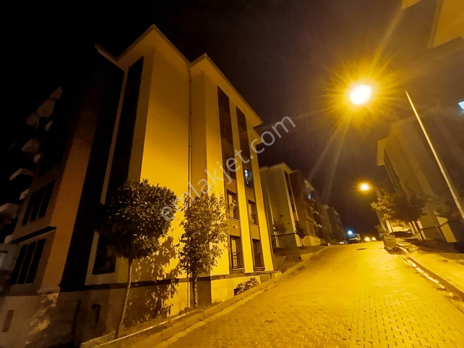 [ema] Ç.çeşme Toki De, En Değerli Etapda, Sıfır Ayarında 2+1 — fotoğraf 2