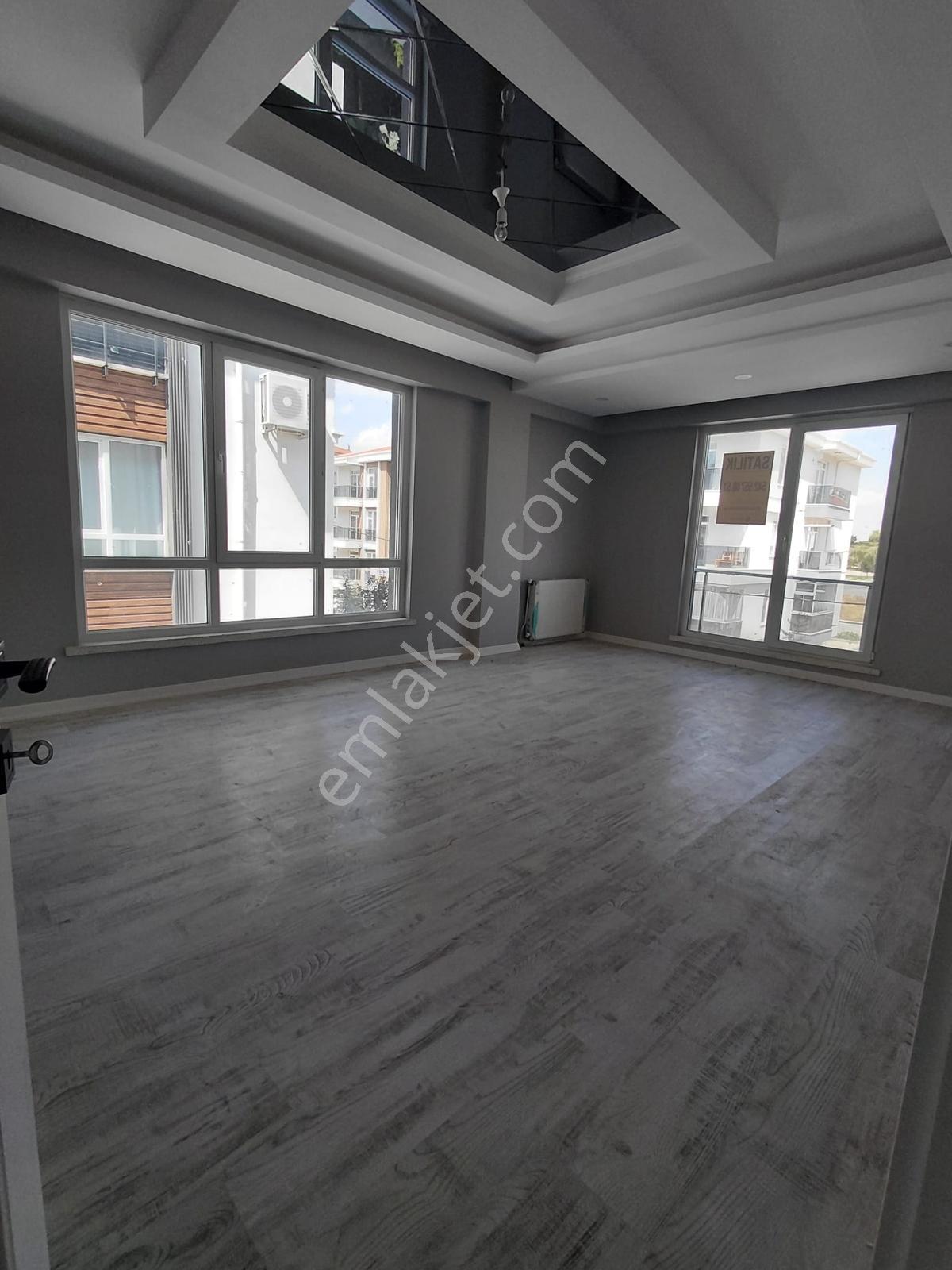 Yenice Mahallesinde 3+1 Sıfır Satılık Daire — fotoğraf 8
