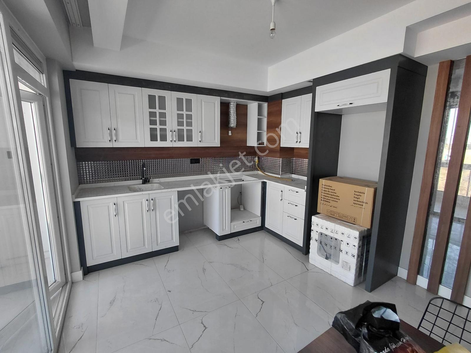 Yenice Mahallesinde 3+1 Sıfır Satılık Daire — fotoğraf 14