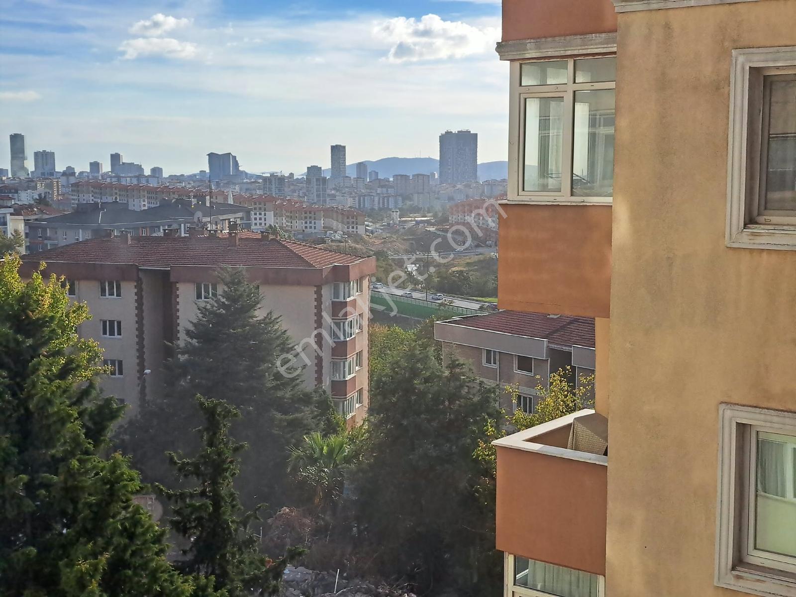 Nesrin Emlak'tan Ara Kat Krediye Uygun 2+1 Daire — fotoğraf 2